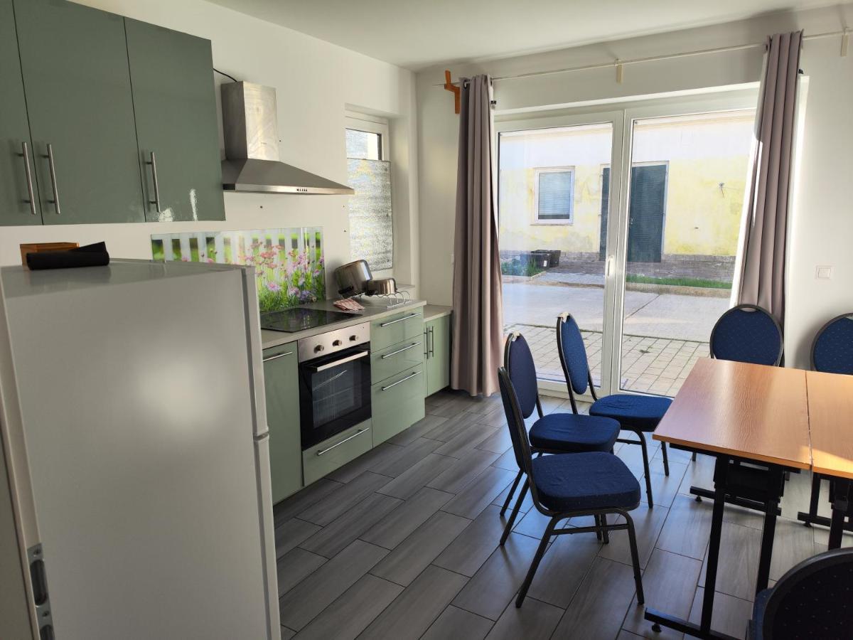 Appartement Erdgeschoss Nahe Flughafen Wenen