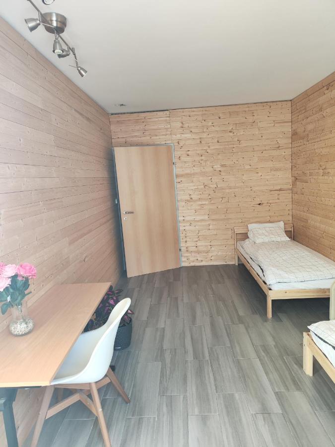 Appartement Erdgeschoss Nahe Flughafen *