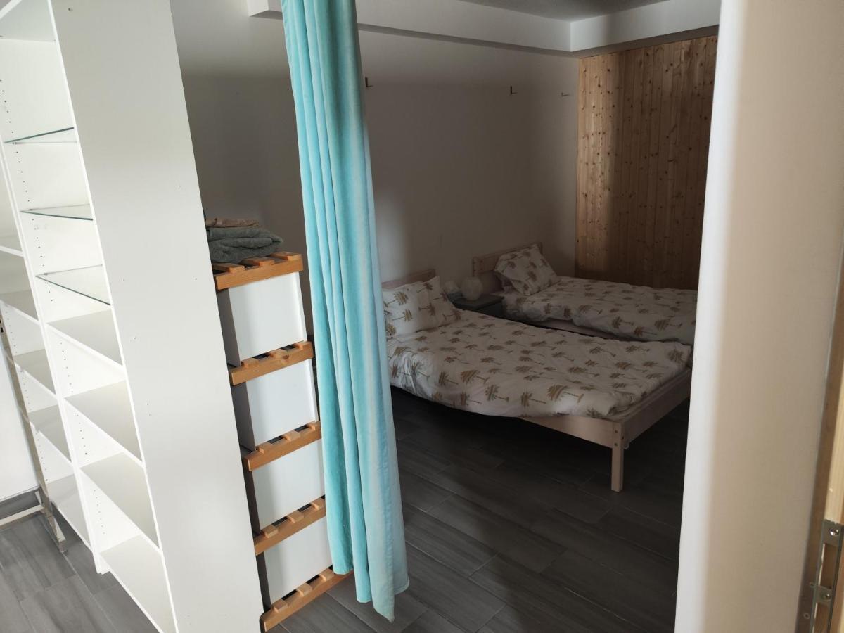 Erdgeschoss Nahe Flughafen Appartement *